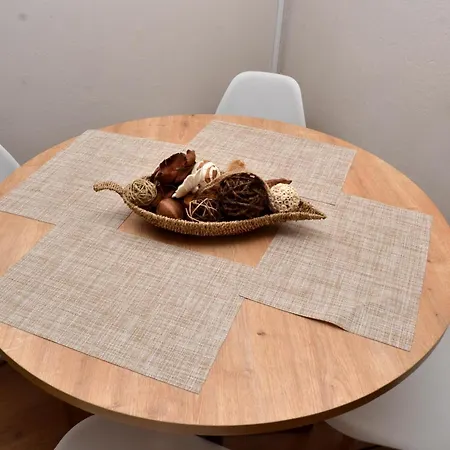διπλά από την θάλασσα Apartment Athens